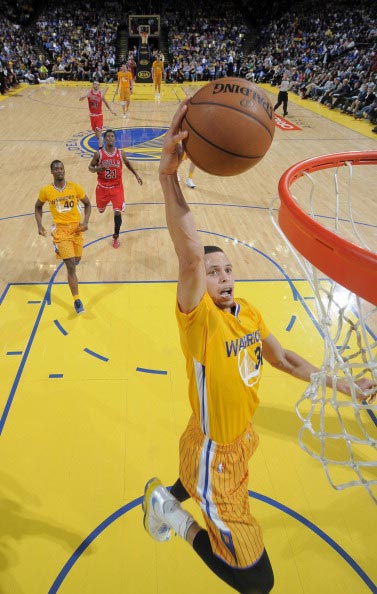 曼城控球优势明显