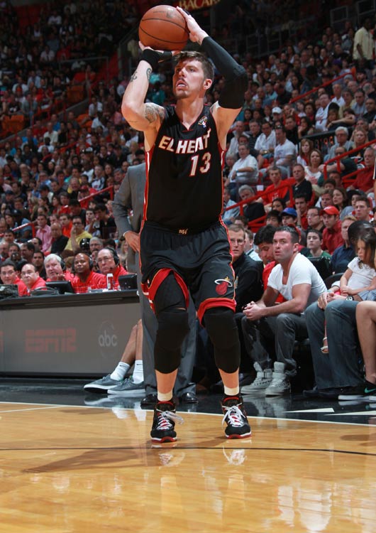 曼城控球优势明显